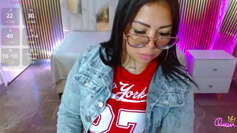 Hey im martina online show from May 10, 4:25 am