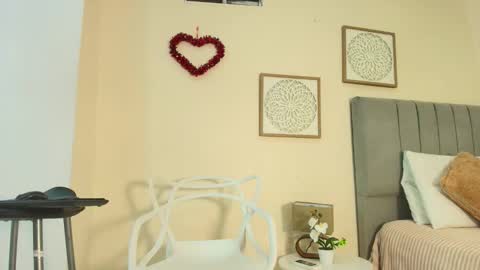 mary_cute9 online show from March 16, 12:09 pm