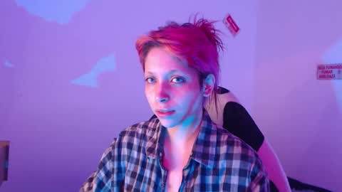 Snapshot of mary_janness chatting on October 28, 5:57 am                      100   online show from October 28, 5:57 am