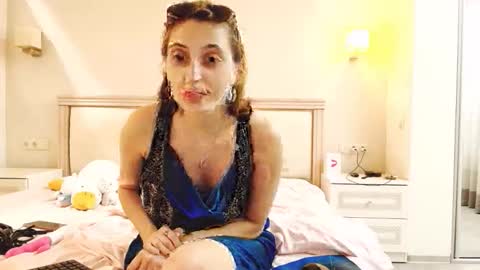 marya442004 online show from November 8, 6:24 pm