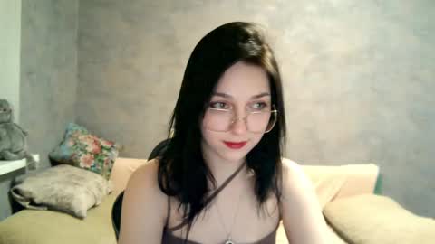 Stephie online show from November 22, 8:44 pm