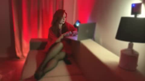 SirenVictoria online show from May 6, 7:18 pm