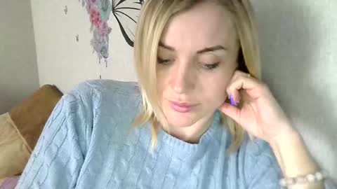 maryyemm online show from March 8, 2:49 pm