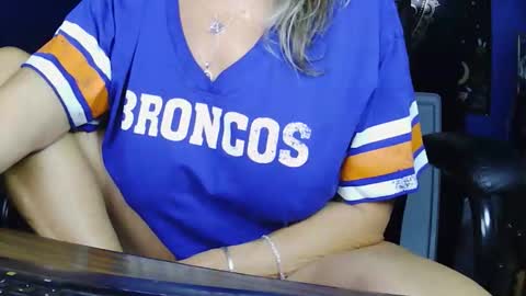 TitsnToes online show from November 23, 5:36 pm