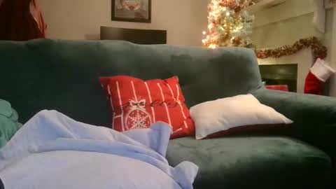 alex online show from December 21, 10:19 am