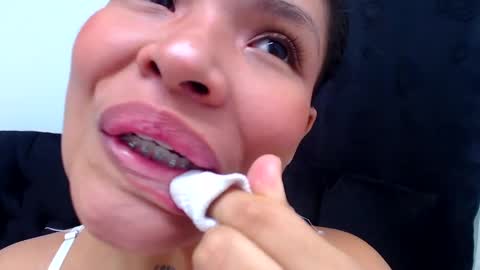 Mati04 online show from October 27, 5:14 am