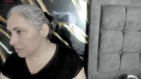 mature_gold online show from October 17, 12:41 pm