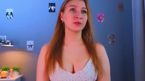 maureencoombs online show from October 23, 4:40 am