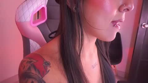 Mavi online show from February 6, 11:19 pm