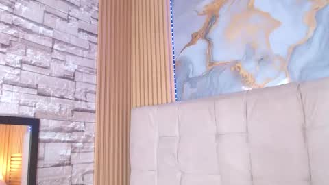 mavyhot303 online show from March 5, 1:01 am