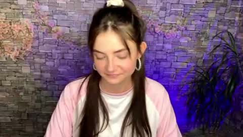 may online show from June 24, 4:17 pm