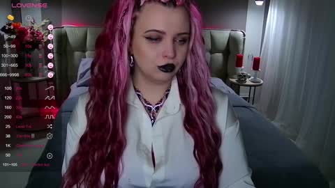 Maya Mils online show from February 9, 1:01 am