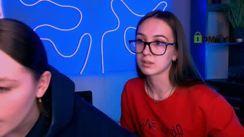 maya online show from April 28, 1:15 pm