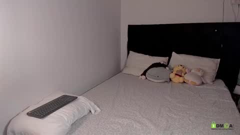 Maya online show from January 20, 9:43 pm