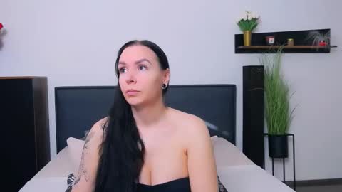 MayaCruise online show from October 29, 8:51 am