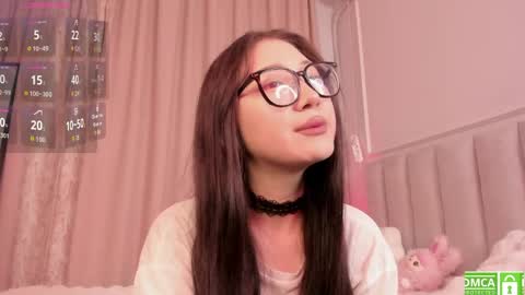 Erina online show from April 18, 8:06 am