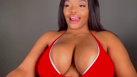 MayBabi online show from February 2, 12:13 pm