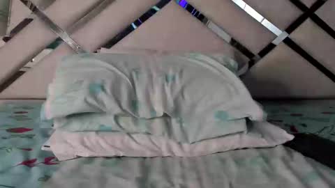 Maybelline69 online show from March 26, 8:21 pm