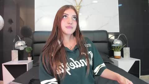 Maylin online show from February 22, 4:07 am