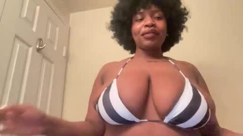 mayluvsu online show from February 14, 4:14 am