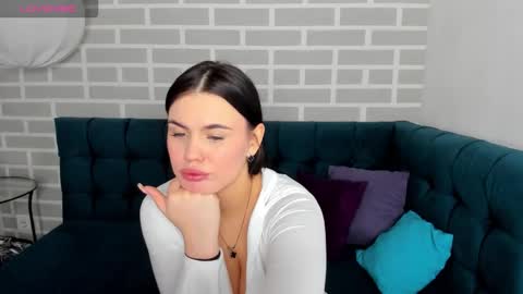 meaghandreamy online show from January 17, 9:06 am