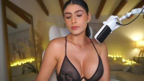 Andrea  online show from January 25, 10:07 pm