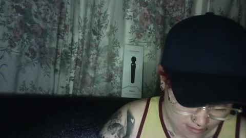 Megan and sophi online show from January 3, 9:04 am