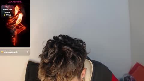 Megan and sophi online show from October 7, 7:24 am