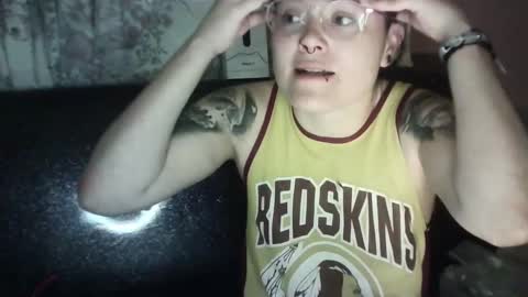 Megan and sophi online show from December 19, 6:56 am