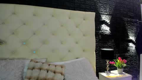     online show from February 15, 12:43 pm