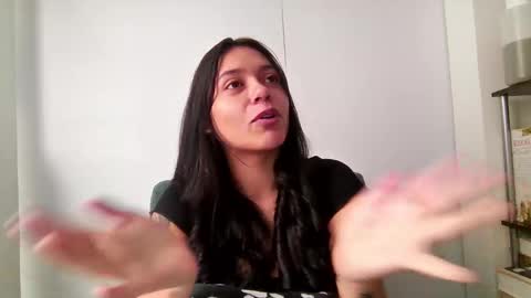 Snapshot of megan_lof chatting on October 21, 2:21 pm Megan online show from October 21, 2:21 pm