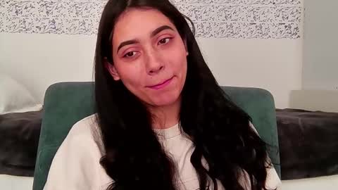 Snapshot of megan_lof chatting on October 22, 3:17 pm Megan online show from October 22, 3:17 pm