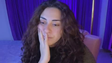                 Laura                 online show from July 25, 1:12 am