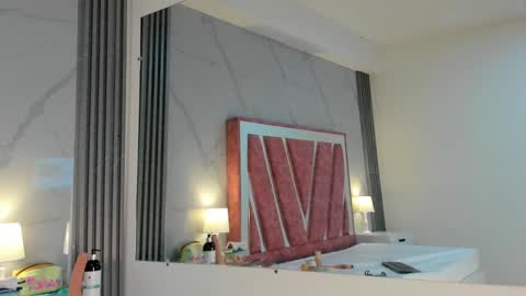 Megan Sweet online show from October 2, 6:46 pm