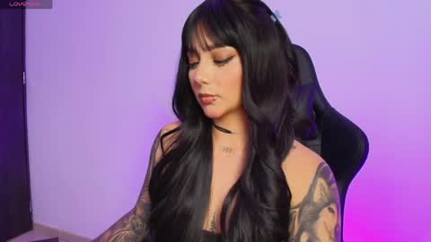 Megan Jackson online show from April 18, 2:25 am