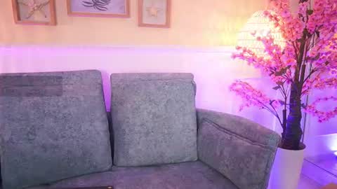 Megan Lowell online show from July 9, 11:34 am