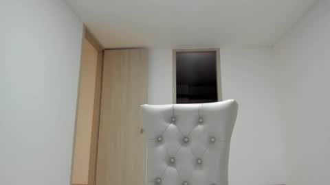 meganmir1 online show from November 1, 4:16 am