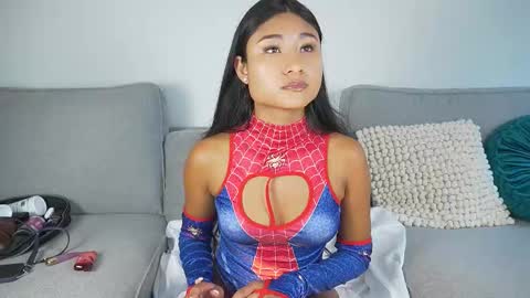 Mara online show from October 1, 8:14 pm