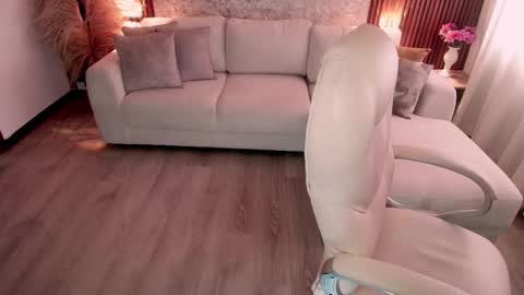 Megan  online show from January 13, 7:40 pm