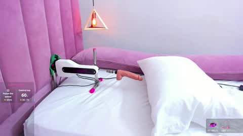 Megan  online show from October 14, 8:00 pm