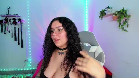 Snapshot of meggan_millerr chatting on September 29, 12:38 am   online show from September 29, 12:38 am