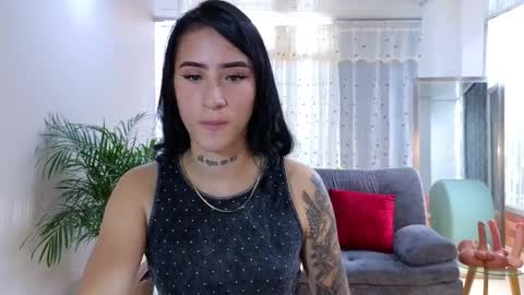 Mei online show from February 6, 8:13 pm