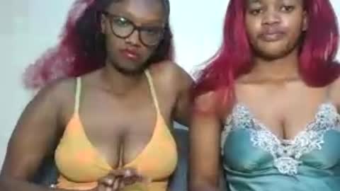 melaniablue online show from June 28, 11:28 am