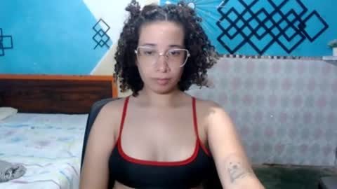melani online show from July 16, 10:03 pm