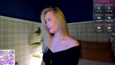 Melanie online show from October 4, 1:11 am