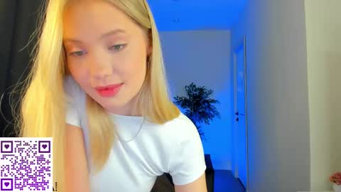 Melanie online show from October 16, 12:35 am