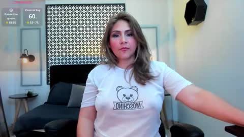 Melanie online show from November 11, 11:02 pm