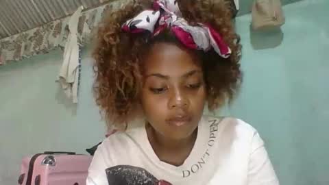 meliana98 online show from December 5, 8:37 am