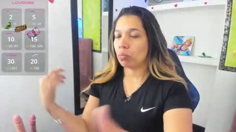 Melisa online show from June 15, 11:43 am