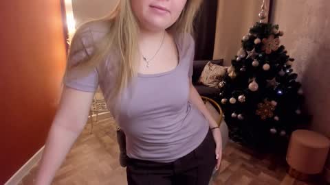 Sophia online show from December 18, 9:14 am